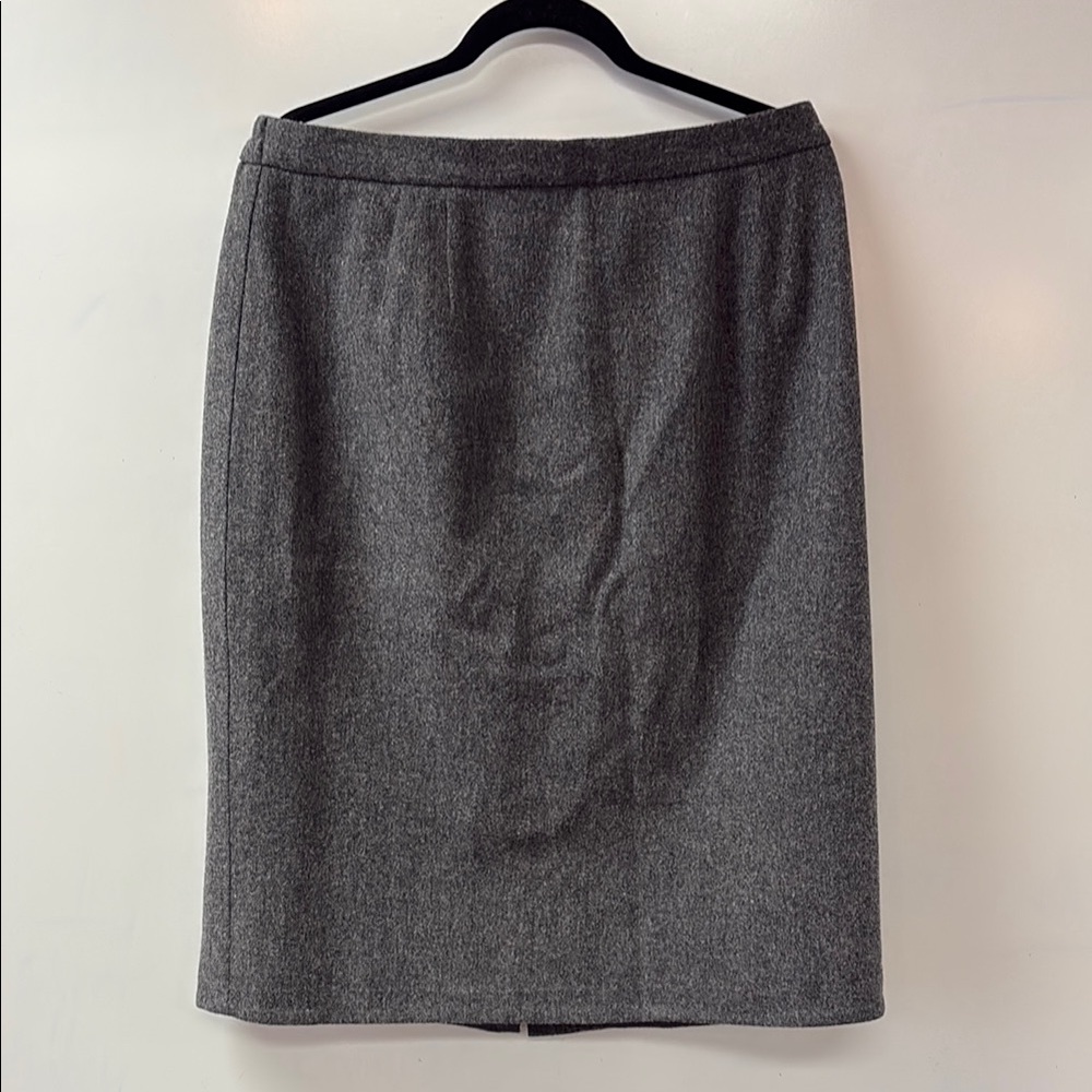 Worthington pencil lined skirt, size 18